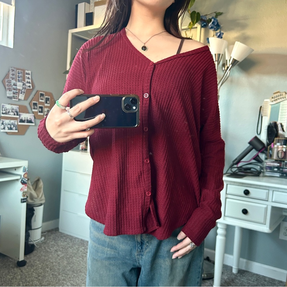 Large Red / Burgundy Sweater from Live In The Moment